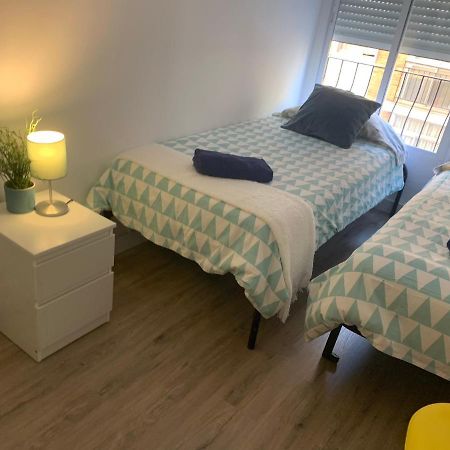 3Centro Malaga Especial Grupos Parking Gratis Leilighet Eksteriør bilde